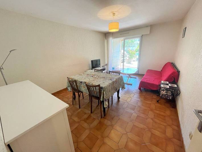 Apartamento vacacional entero, En la playa, nivel jardín, 5/7 personas... WIFI in Saint-Mandrier-sur-Mer, Costa mediterránea (Francia)