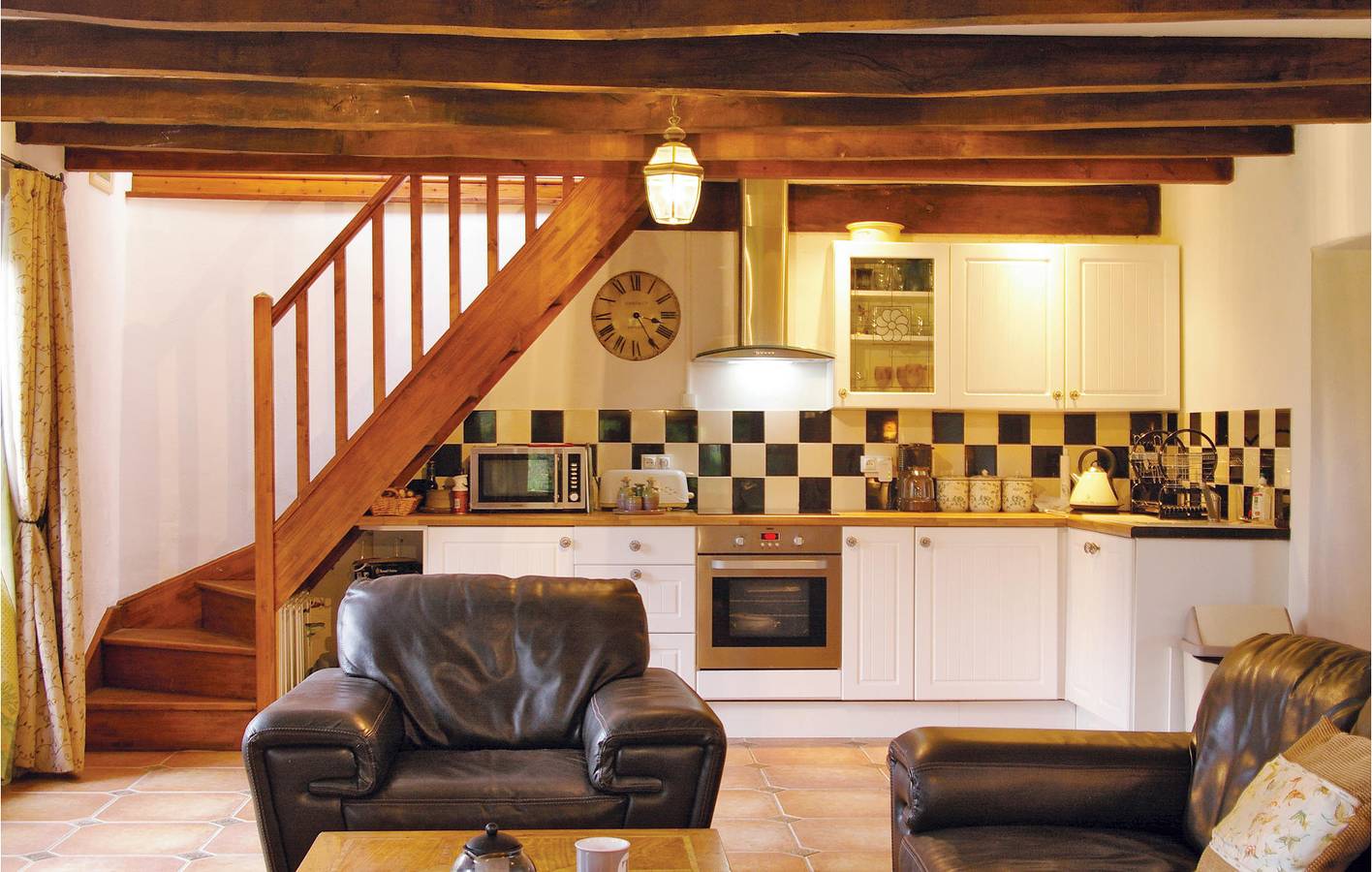 Apartamento La Sarre Garden - WiFi, Parking, TV in Guern, Pontivy region