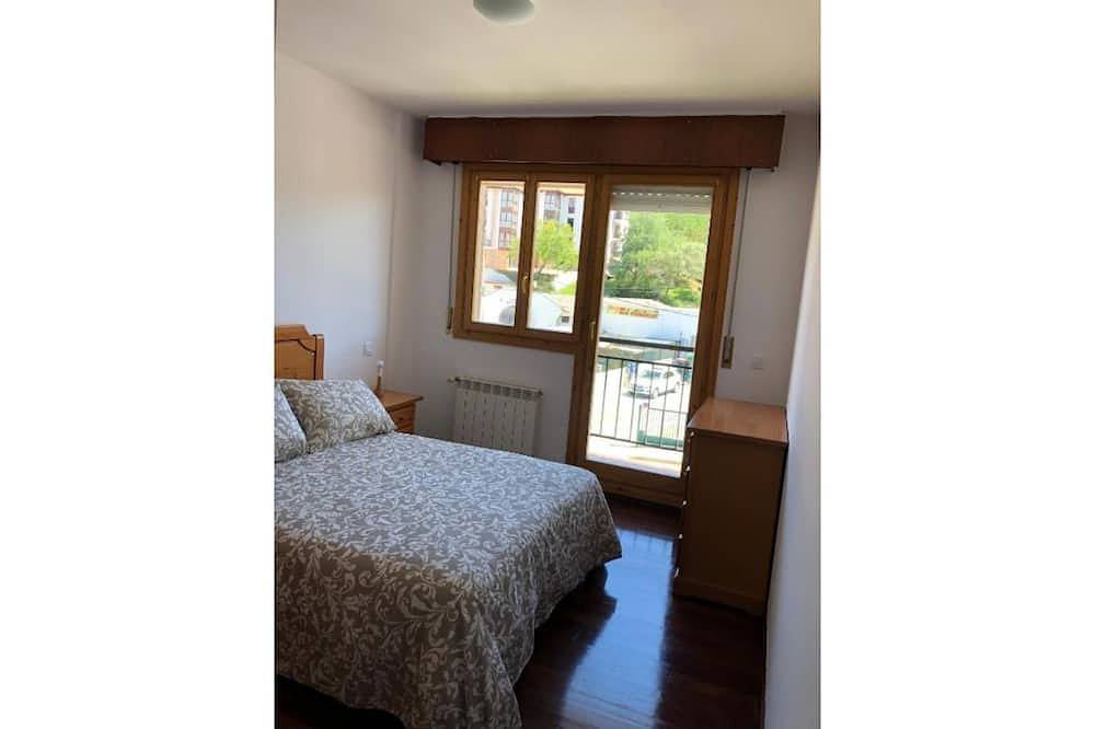 Beautiful apartment in Comillas, private garden, 10m from the Capricho de Gaudi in Comillas, Cantabrian Coast