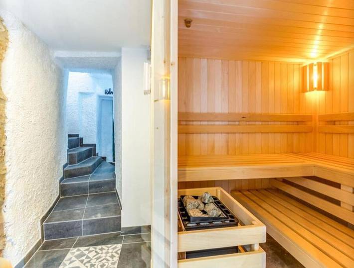 Maison de vacances pour 15 personnes, avec Balcon et Terrasse ainsi que Jardin et Sauna à Aywaille