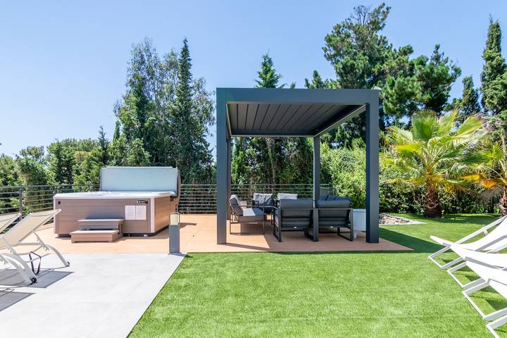 Casa rural para 16 personas, con Balcón además de Terraza y Jardín en la Costa Brava - 4
