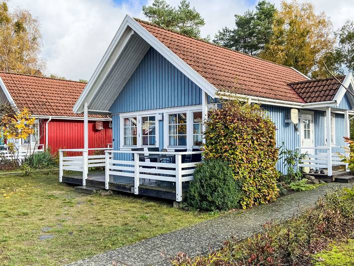 Ferienhaus für 6 Personen, mit Terrasse und Garten in Userin