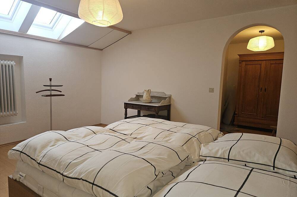 Ganze Wohnung, The View ist zurück! Stilvolle Ferienwohnung mit Traumblick, Ammersee Region in Landsberg am Lech, Romantische Straße