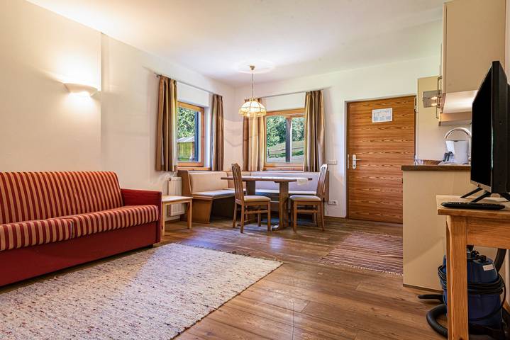 Ferienwohnung für 4 Personen, mit Garten und Sauna, mit Haustier in Kastelruth - 2