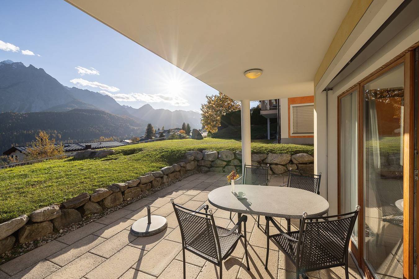 Vakantiewoning voor 4 Personen in Tarasp Kurhaus, Scuol