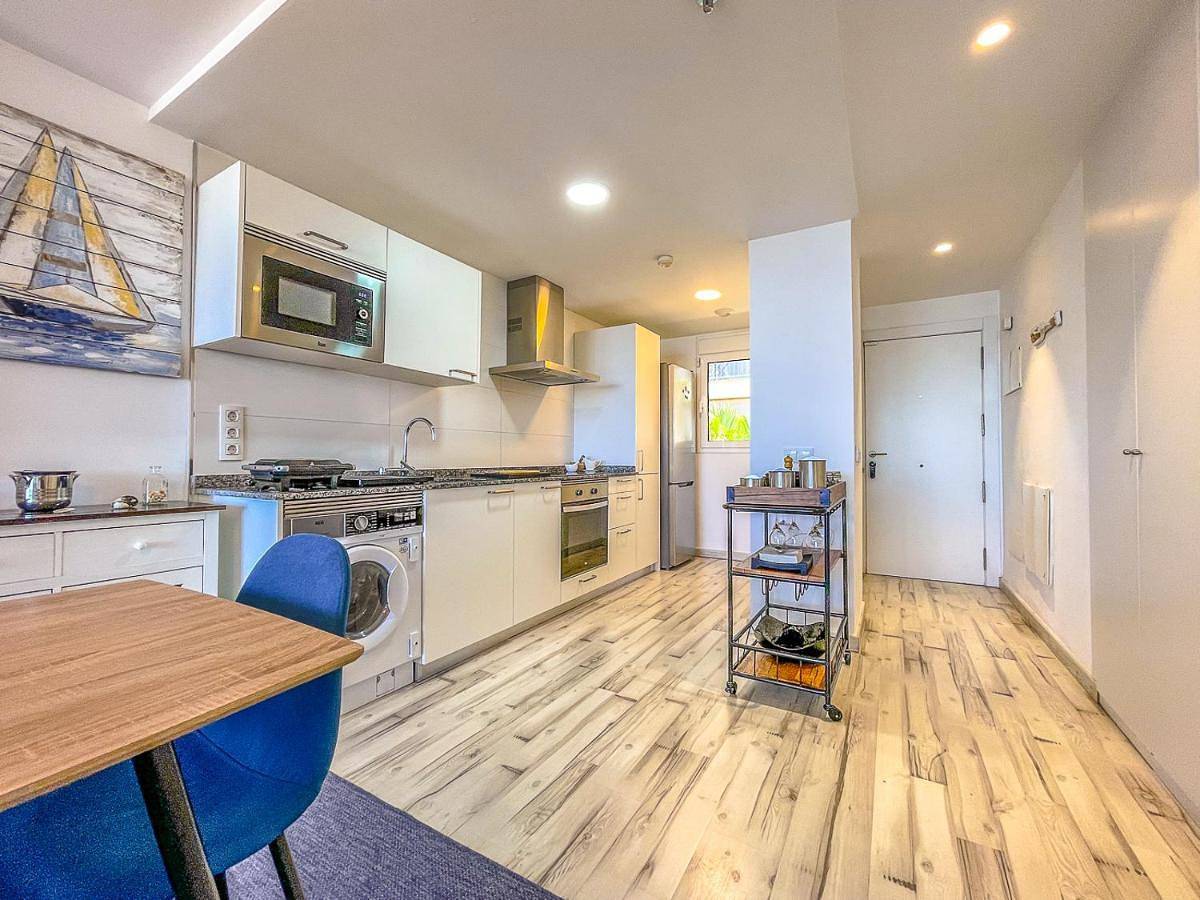 Apartamento entero, La Barquita - Luxury Apartment with Rooftop Pool & Gym in Adeje in Las Nieves, Adeje