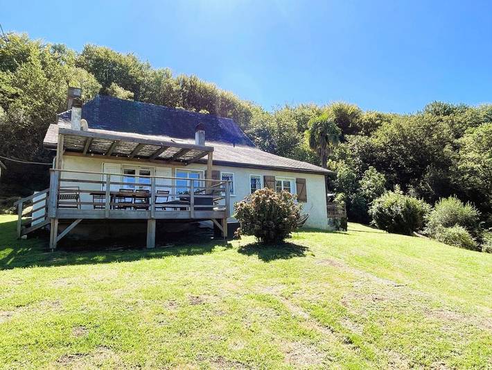 Gîte pour 10 personnes, avec terrasse et jardin dans Artiguelouve