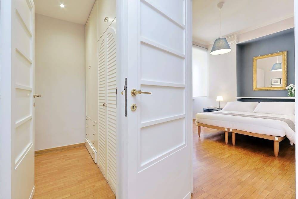 Appartement entier, Colisée panoramique appartement élégant pour 6 in Centre de Rome, Rome