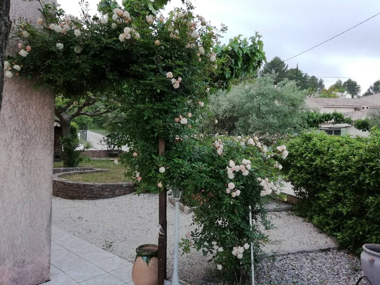 Maison individuelle avec jardin in Cuers, Région de Toulon