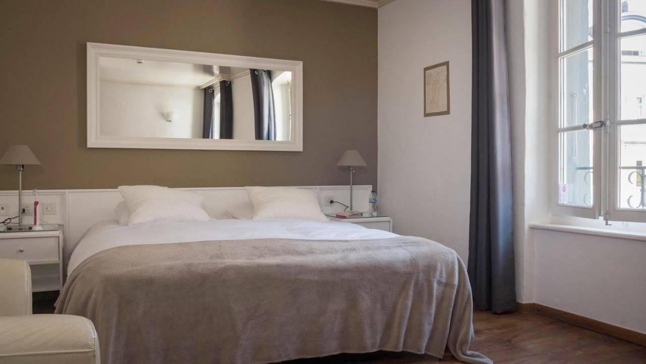 L'Hôtel by Hostellerie du Château in Rolle, Lac Léman
