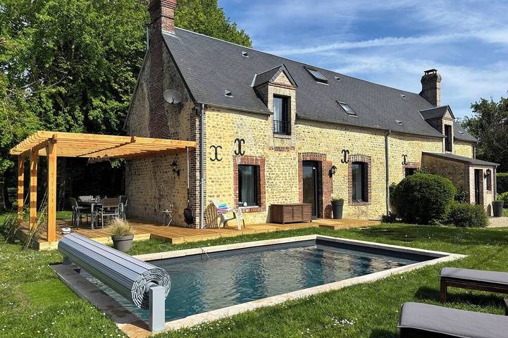 Gîte pour 6 personnes, avec jacuzzi et jardin dans Saint-Agnan-sur-Sarthe