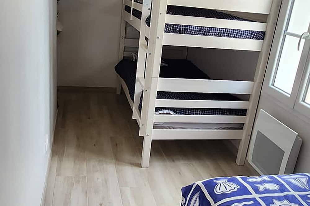 Villa Øra - F3 new with all comforts + garden, near beach and market in La Brée-les-Bains, Côte de Beauté