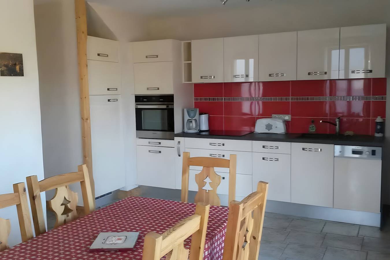 Ruhige, unabhängige Unterkunft im Bergdorf in Le Bois, Les Trois Vallées