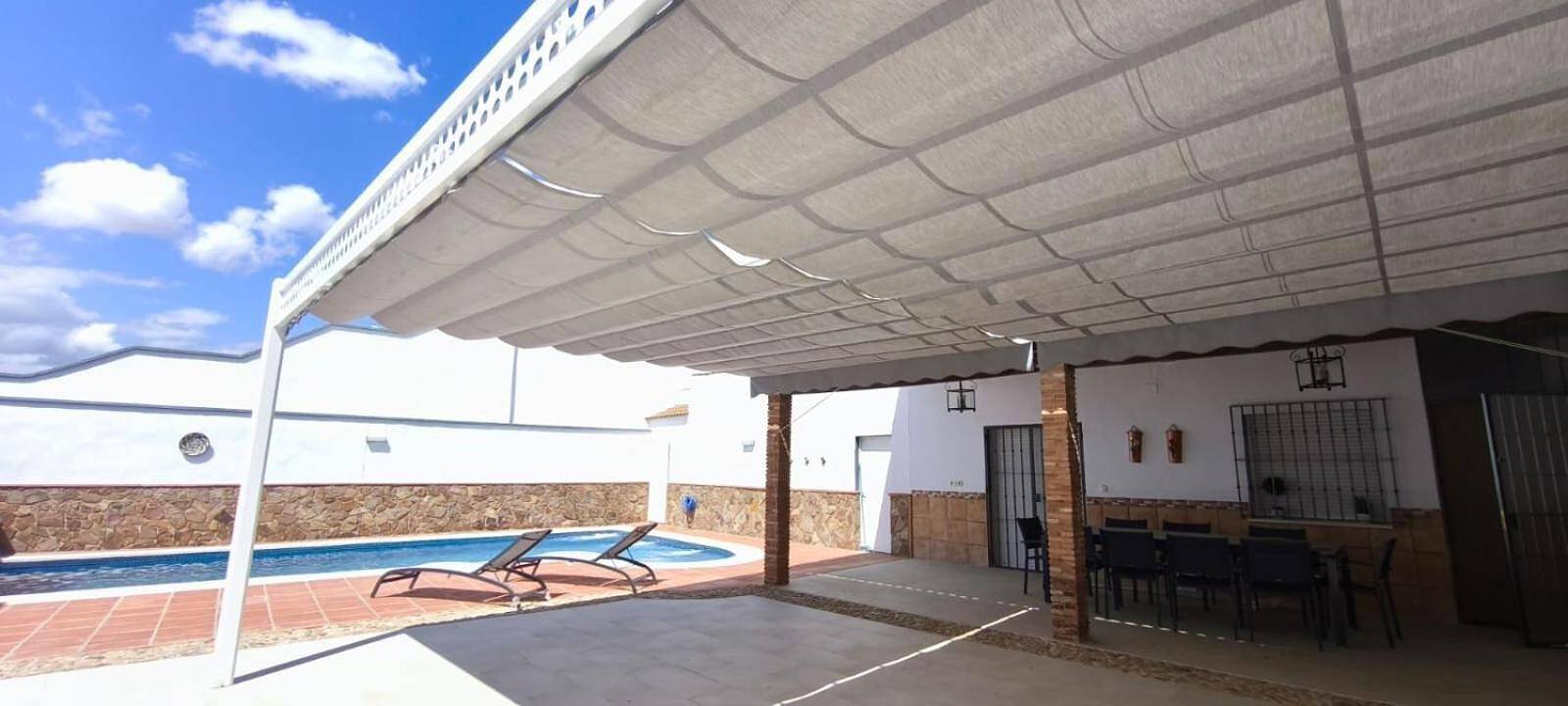 Ganze Wohnung, Casa Jade – Geräumiges Haus mit Pool und Grill in Fuente de Piedra in Málaga Provinz