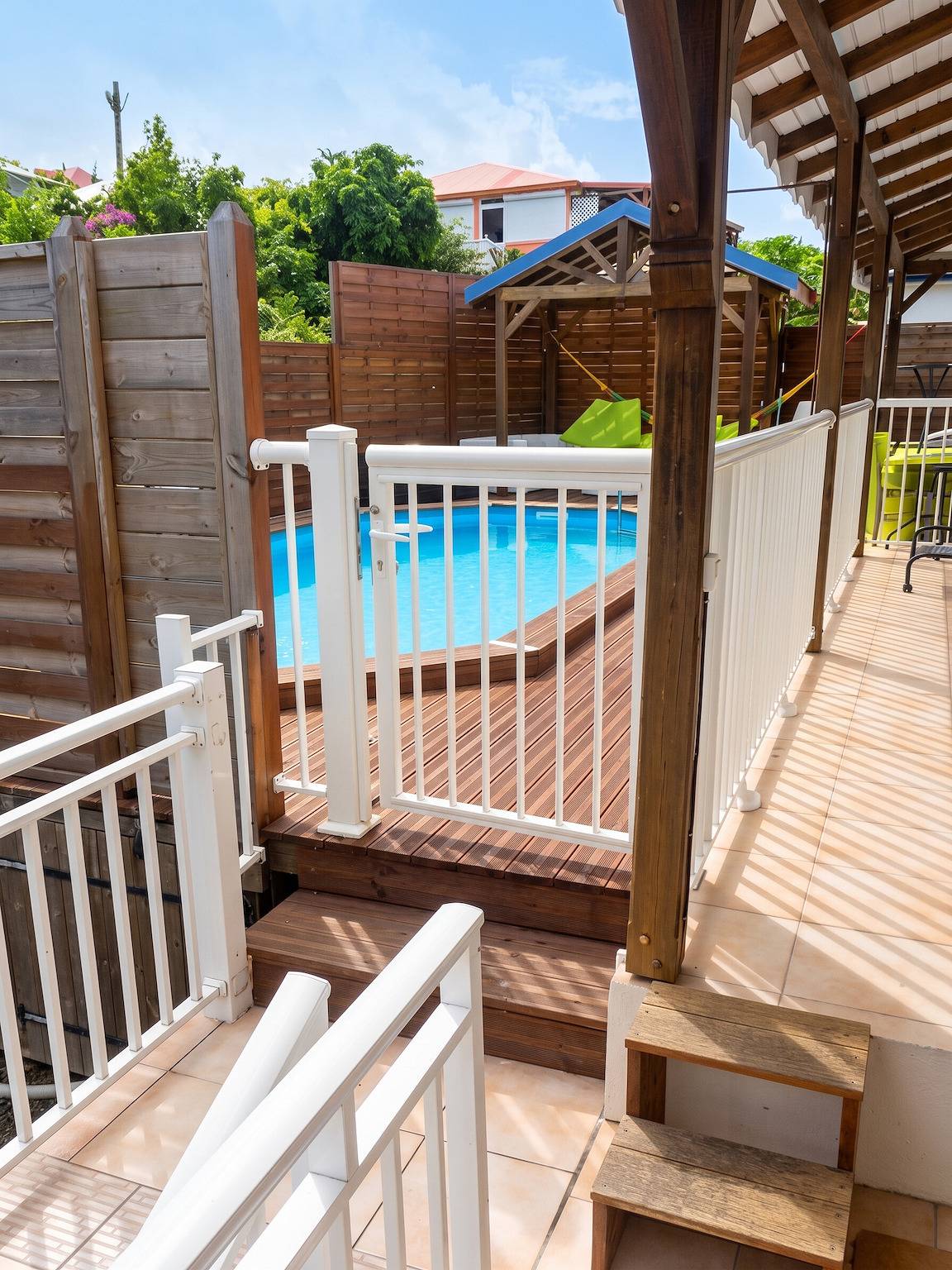 Apartamento entero, Apartamento moderno en Deshaies, 35 m², vista al mar in Plage de Ferry, Deshaies