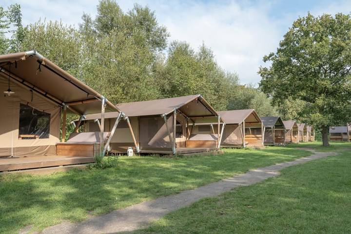 Camping für 5 Personen, mit Balkon/Terrasse und Terrasse in Zeeland