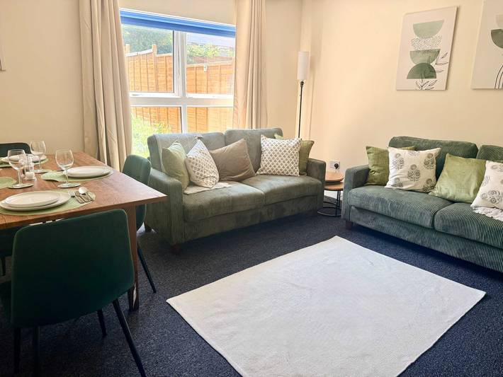 Holiday home for 8 people, with Garden in Birmingham