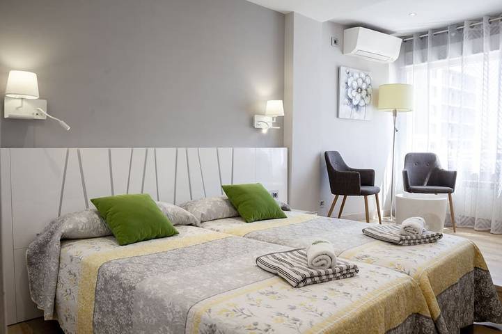 Gîte pour 6 personnes, avec balcon à León - 2