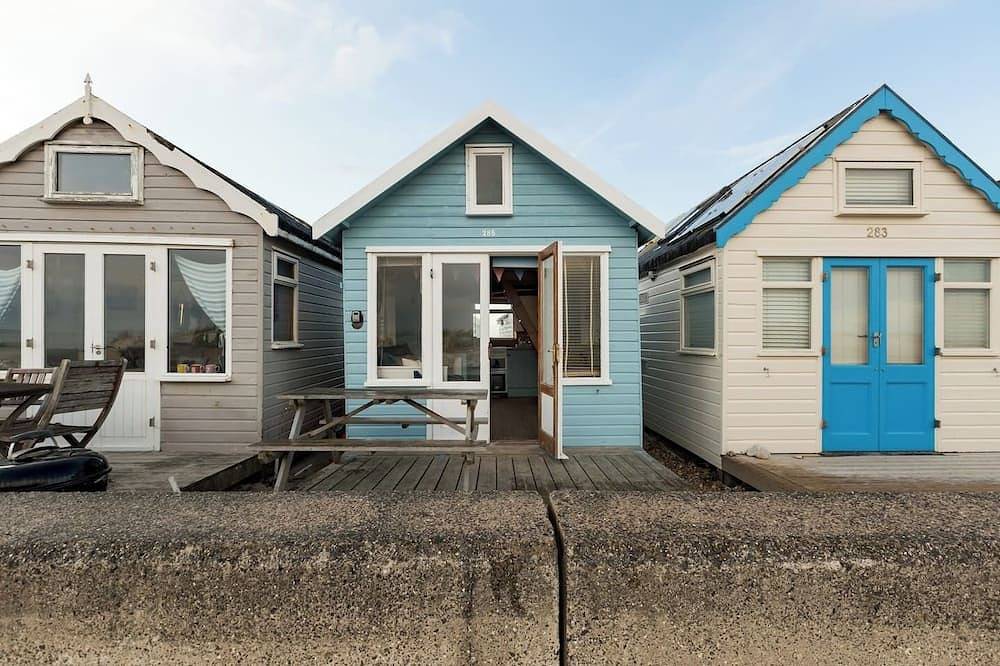 Stargaze from a beach hut on the Mudeford Sandbank in Bournemouth, Sudoeste de Inglaterra