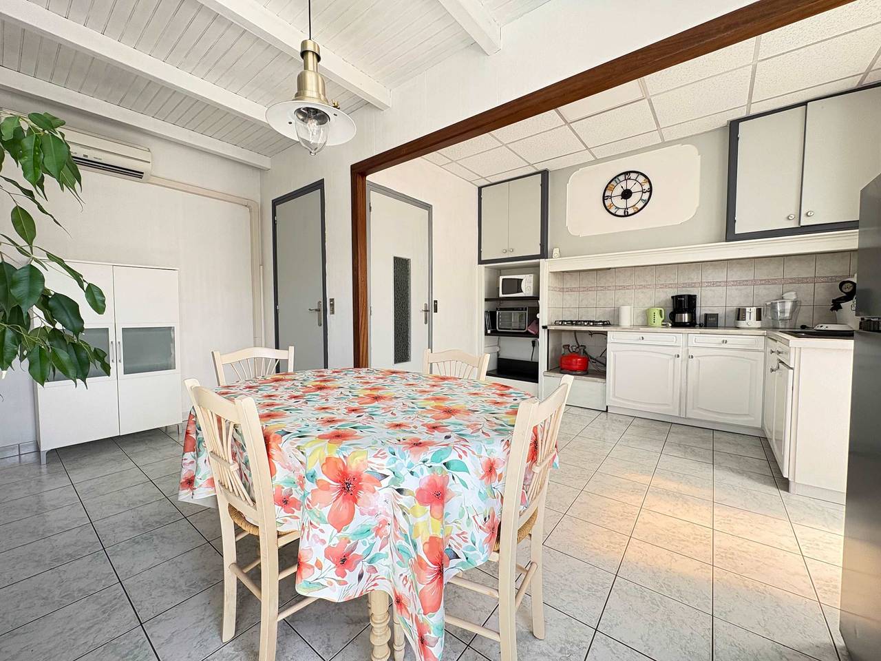 Appartement entier, Appartement de vacances pour 4 personnes avec jardin in Le Poujol-sur-Orb, Région de Béziers