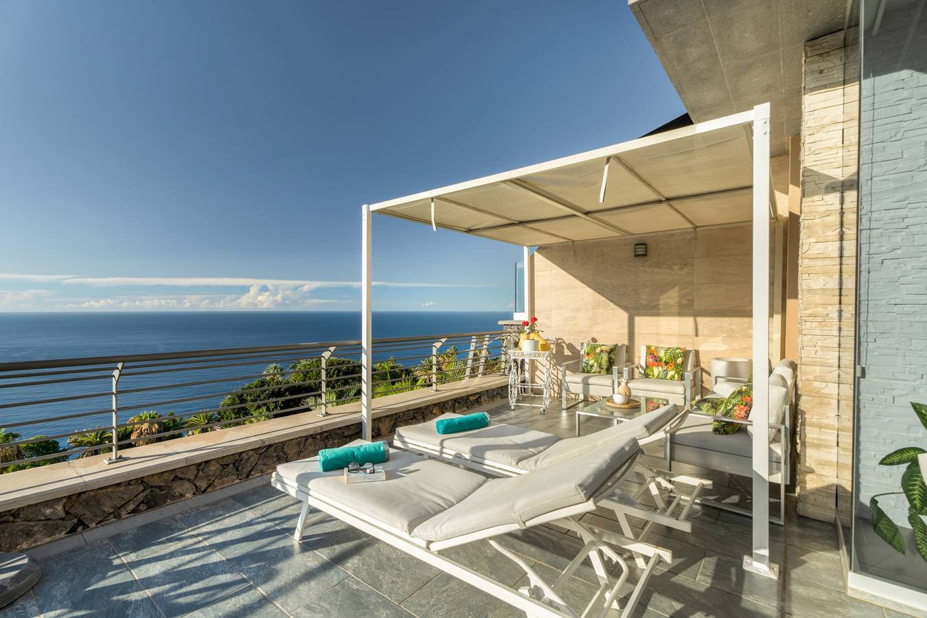 Ferienvilla 'Golden Horizon' mit Meerblick, Privat Pool und Wi-Fi in Cuesta de la Villa, Santa Úrsula