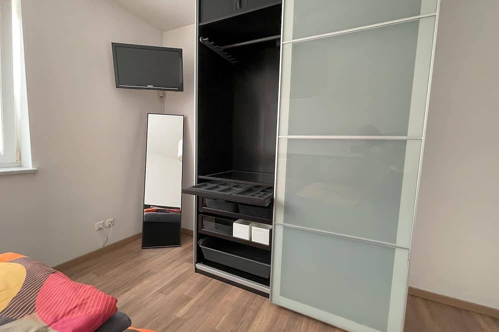 Appartamento intero, Moderno appartamento di 60 mq con terrazza e balcone, vicino al centro in Regensburg, Baviera Orientale