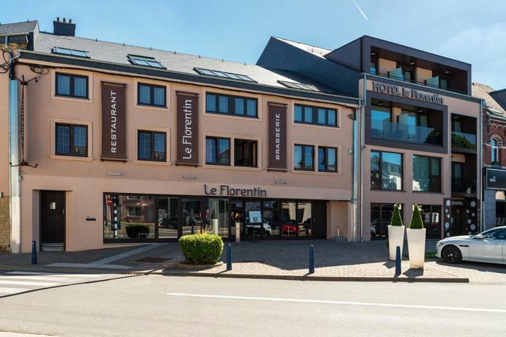 Hôtel pour 2 personnes, avec jacuzzi et jardin, animaux acceptés à Florenville - 2