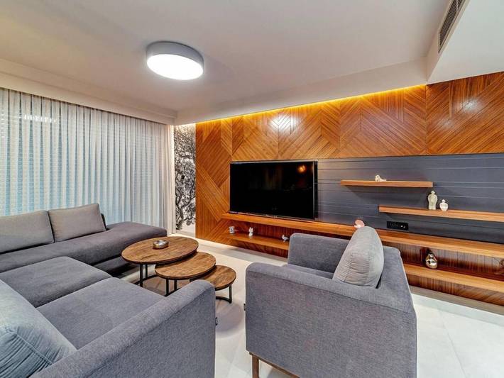 Villa pour 8 personnes, avec jardin ainsi que balcon et piscine à Promajna - 2