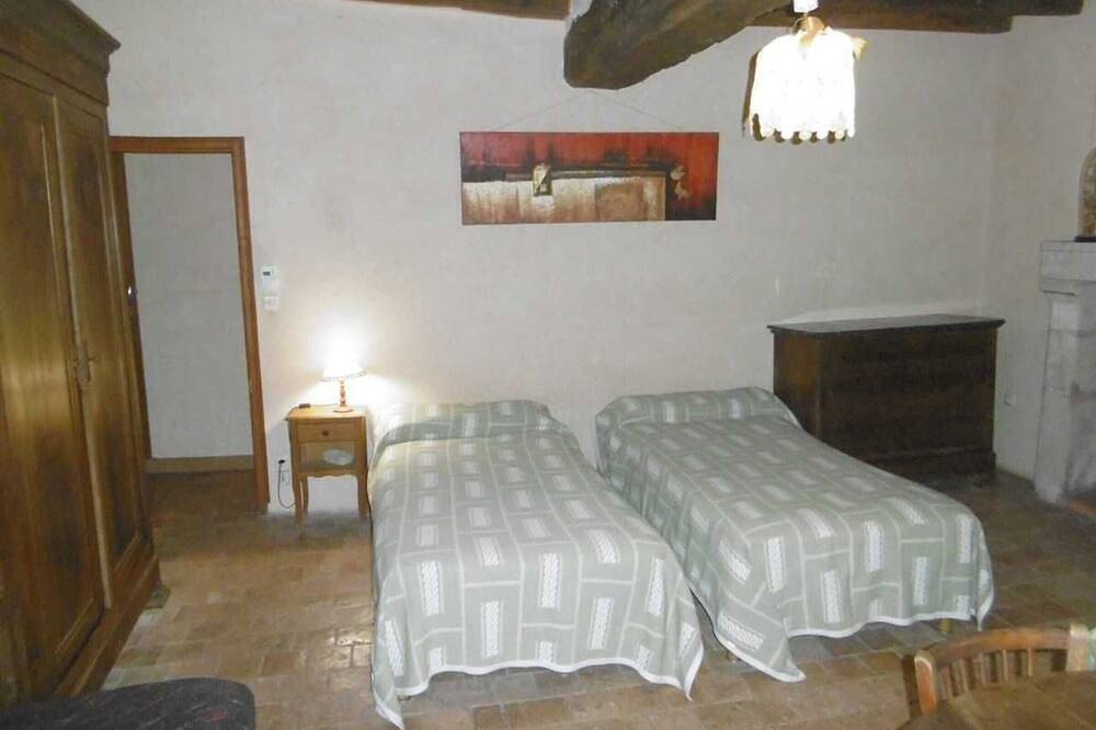 Casa independiente con jardín, cerca de actividades y lago, Mareil-sur-Loir, Francia in Mareil-sur-Loir, Sarthe