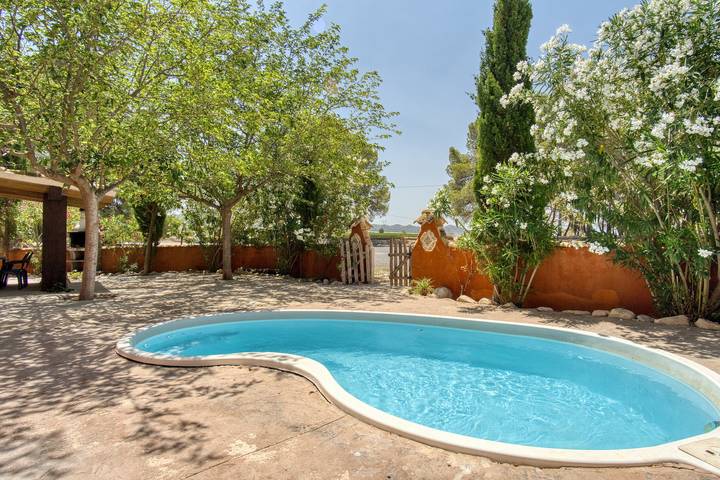 Casa rural para 8 personas, con Jardín en Elda - 2