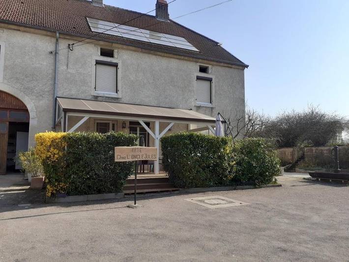 Gîte pour 7 personnes, avec Terrasse dans Velesmes-Échevanne