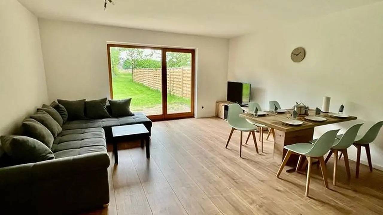 Ganze Ferienwohnung, Ferienwohnung für 6 Personen (100 m²) in Holste in Holste, Bremerhaven Cuxhaven