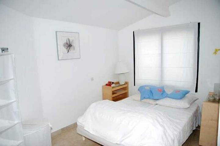 Gîte pour 2 personnes, avec balcon ainsi que jardin et jacuzzi, animaux acceptés à Cesseras - 2