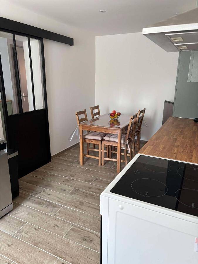 Gite des trois vergers in Sidiailles, Saint-Amand-Montrond