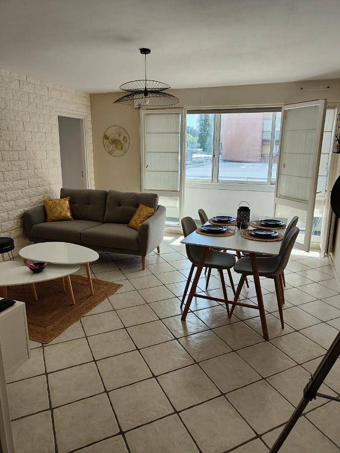 Gîte pour 8 personnes, avec terrasse, animaux acceptés à Brest - 3