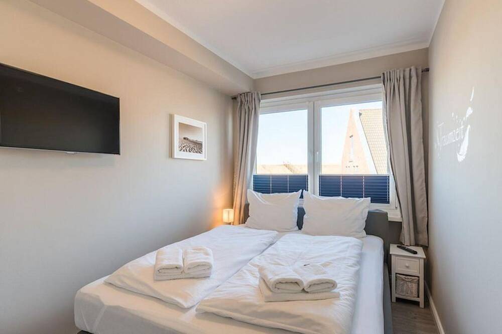 Ganze Wohnung, Apartmenthaus Deichbude am Strand Kleine Brise 5a - Apartmenthaus Deichbude am in St. Peter-Ording, Eiderstedt