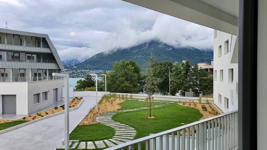 Ferienwohnung für 2 Personen, mit Seeblick und Balkon sowie Garten in Annecy - 3