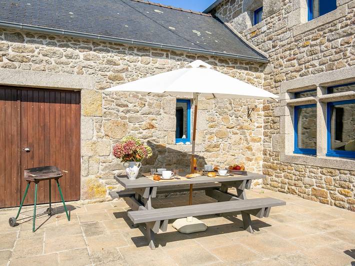 Location de vacances pour 6 personnes, avec jardin à Kerlouan - 2