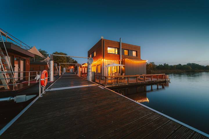 Ferienhaus für 6 Personen, mit Ausblick und Terrasse sowie Seeblick in Vetschau - 3