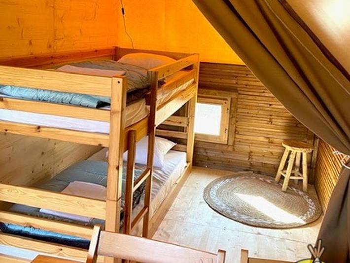 Camping du Lac de Cormoranche  - Zelt 4 personen - Amazonas-Zelt in Cormoranche-sur-Saône, Bourg-en-Bresse und Umgebung