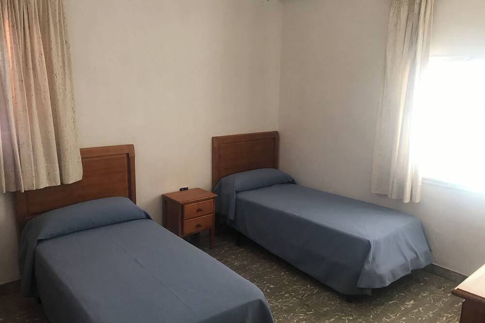 Ganze Wohnung, Apartment located in front of the fishing port of Benicarló. in Benicarló, Costa del Azahar