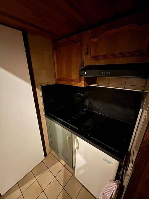 Appartement entier, Two-Bedroom Apartment in Sainte-Croix-aux-Mines, Parc naturel régional des Ballons des Vosges