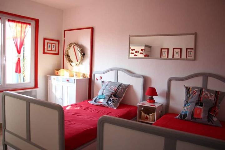 Location de vacances pour 4 personnes, avec jardin et terrasse, animaux acceptés dans Plage de Matha - 3