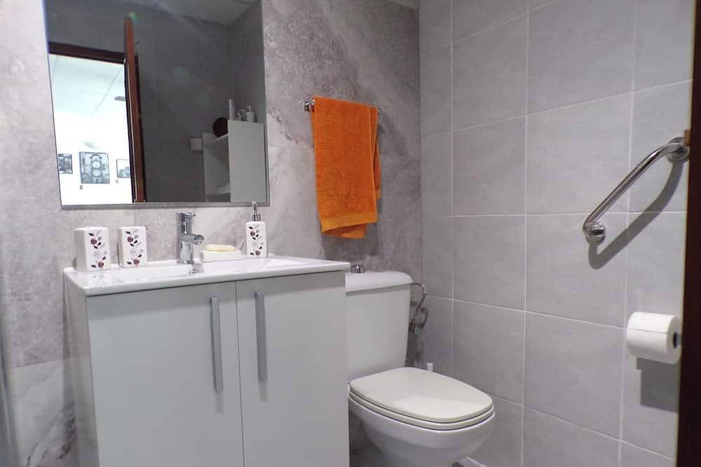 Entire apartment, Apartment Sleeps 4 with Private Pool in Jumilla, Murcia Inland