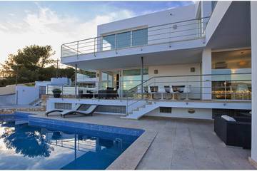 Villa in Cala Tarida, Sant Josep de sa Talaia für 10 