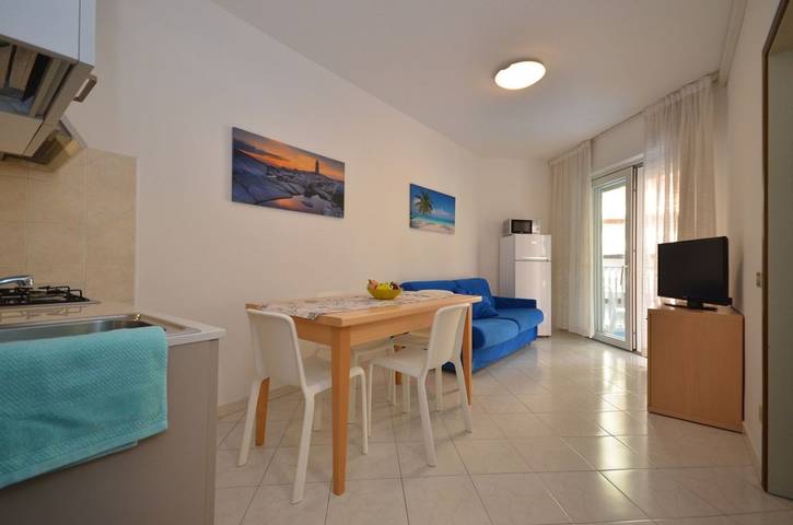 Ferienwohnung für 4 Personen, mit Meerblick und Balkon/Terrasse in Lignano Sabbiadoro - 2