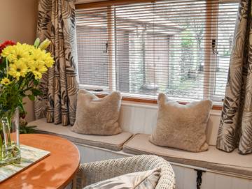 Log Cabin for 2 People in Yorkshire Dales National Park, Photo 2