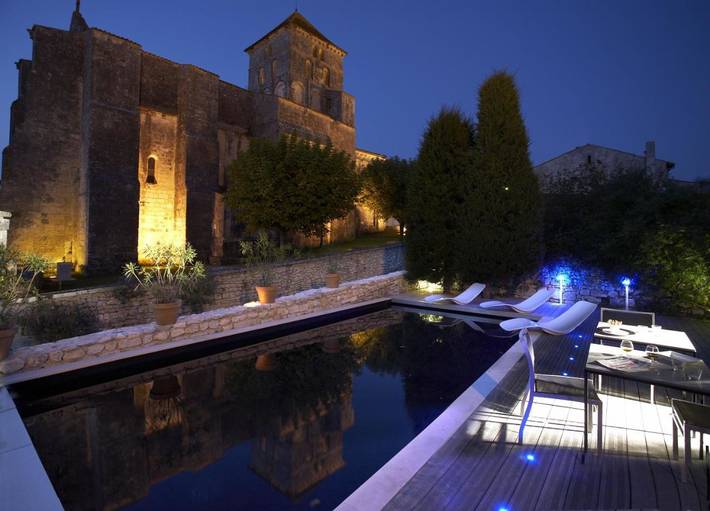 Hôtel pour 2 personnes, avec jardin et piscine