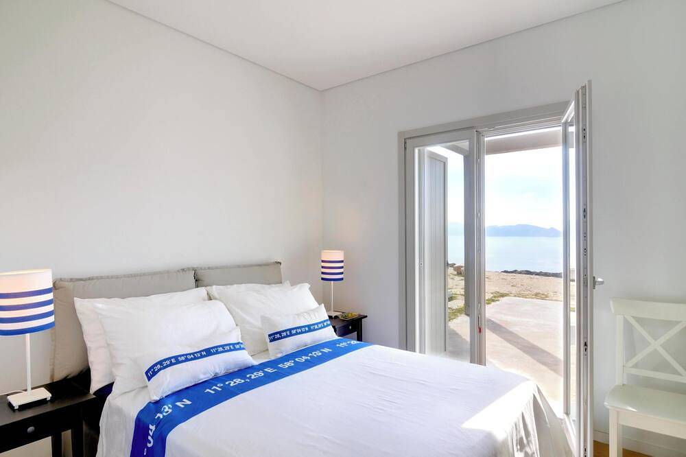 Stone Villa with Panoramic Sea Views over Mylopotas, Ios in Ios