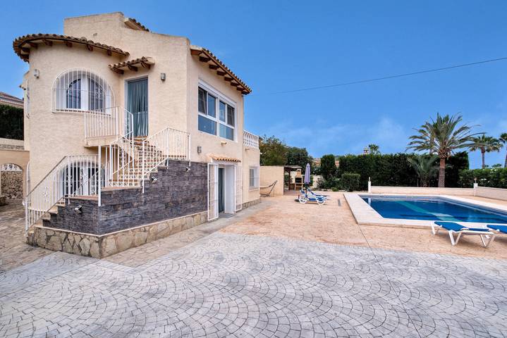 Ferienhaus für 12 Personen, mit Balkon und Garten sowie Kinderpool in Calpe - 2